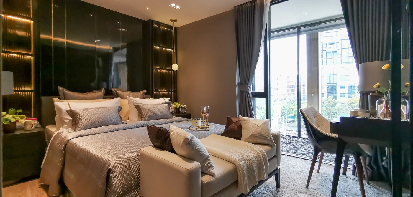 The Teak Ratchada 19 Bedroom with City View